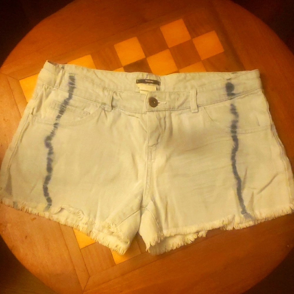 Women's  Tezenis blue jean shorts size M.